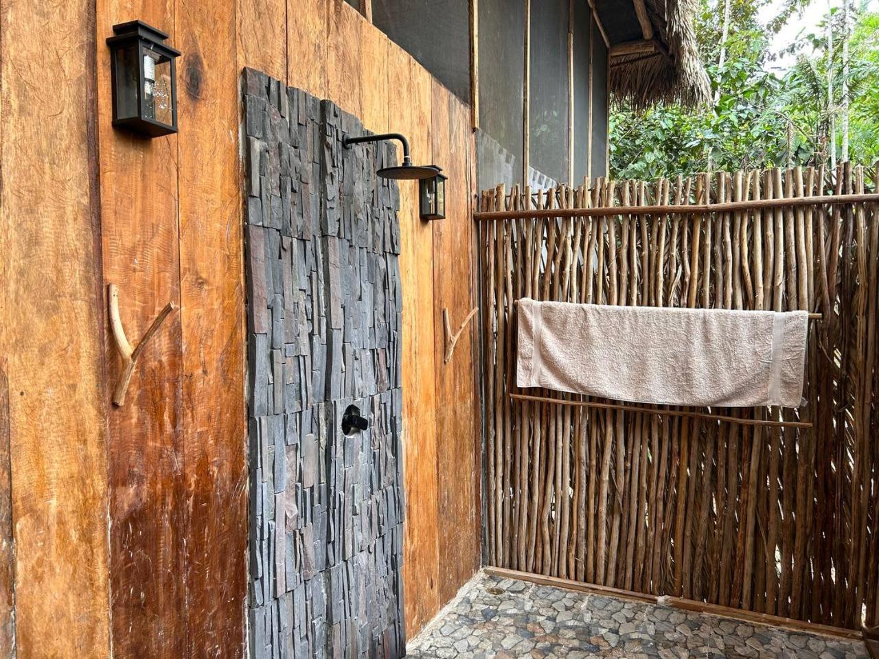 Awaken Amazonian Healing Resort All Inclusive Iquitos Ruang foto